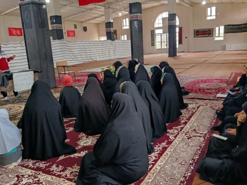 برگزاری دوره کمک‌های اولیه در جمال‌آباد