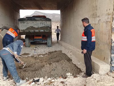 دو پل در محور توجردی ـ قلات تنقیه شد